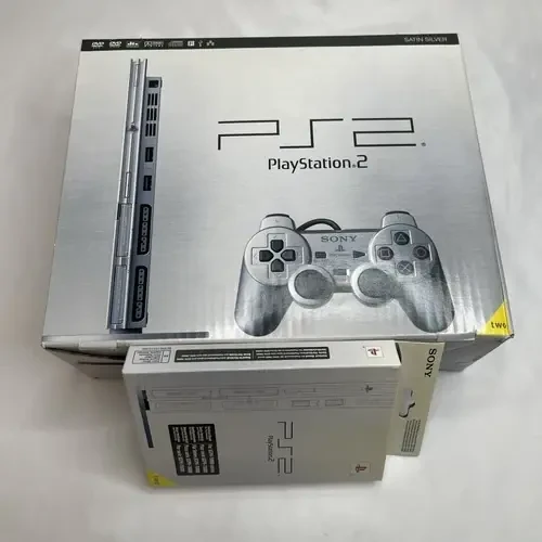 PS4 Pro 1 TB (Gamma-Chassis) – Ansicht 3